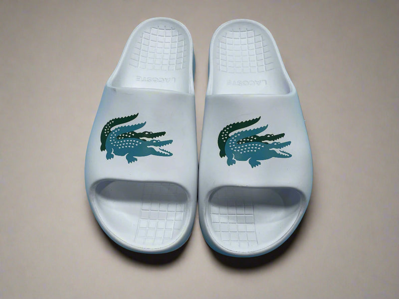 Chinelo Lacoste